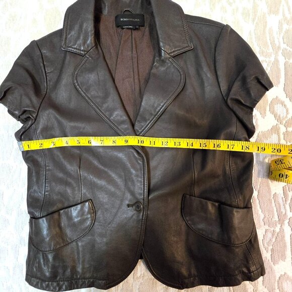 BCBGMAXAZRIA Women's Brown Leather Short Sleeve Tailored Blazer Jacket Large - Picture 12 of 14